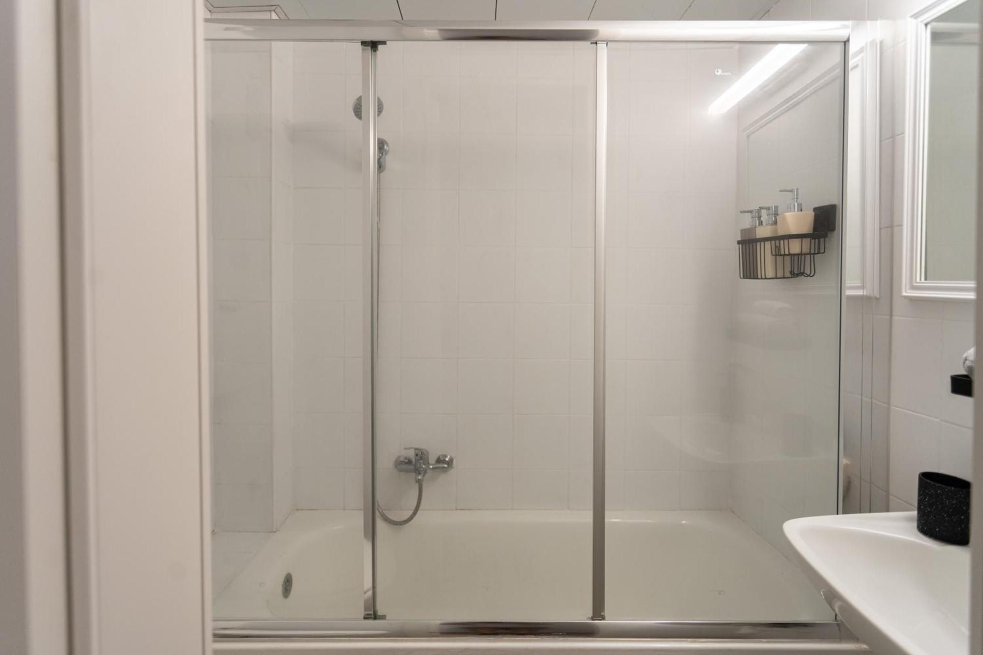Eliezer Ben Yehuda Residence With Shelter Tel Aviv Esterno foto