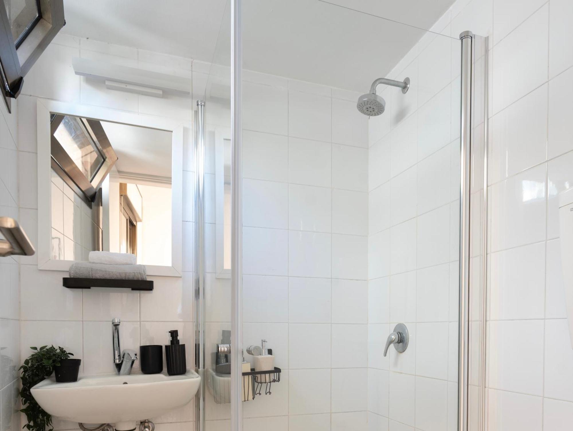 Eliezer Ben Yehuda Residence With Shelter Tel Aviv Esterno foto